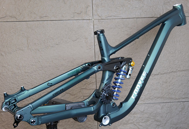 Vollgefederter Aluminium-Fahrr – Mountain Biking In The Uk Bewertung und Preis